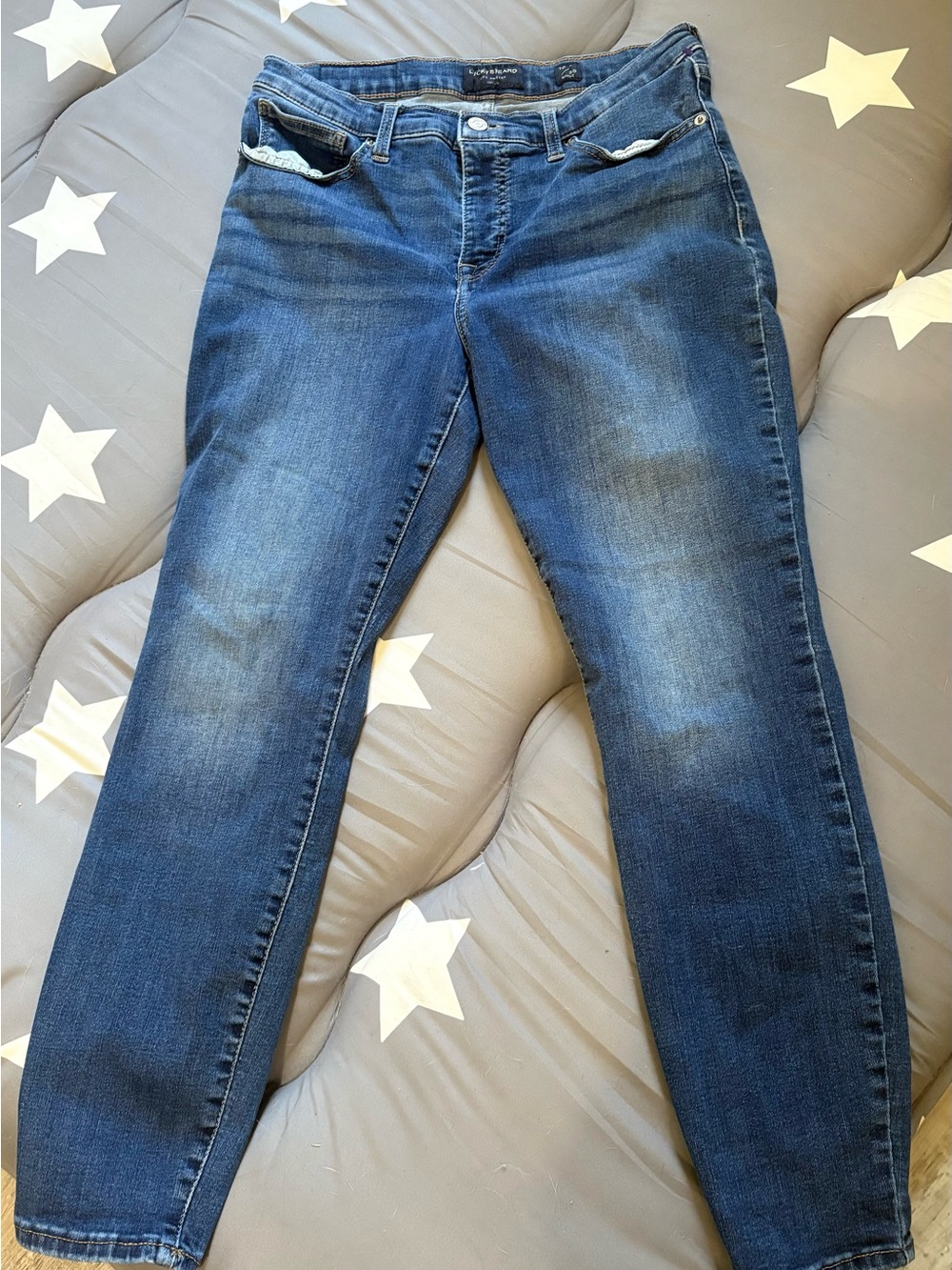 Lucky Brand Skinny Jeans in Dark Blue Wash